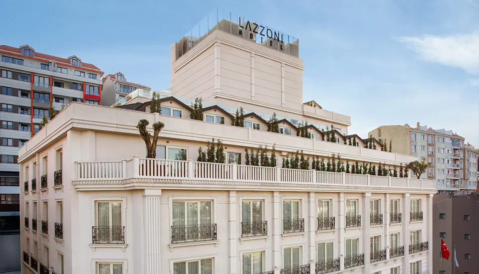 هتل لازونی استانبول